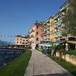 فندق Nettuno 2*