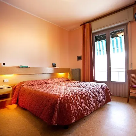 Hotell Nettuno Brenzone sul Garda