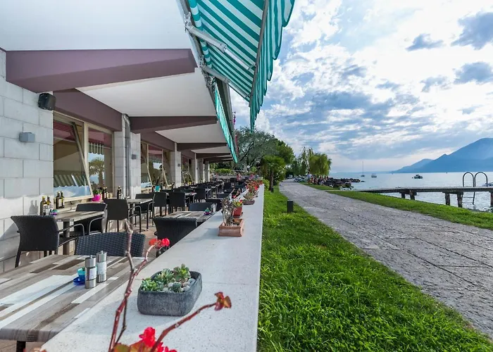 Hotell Nettuno Brenzone sul Garda